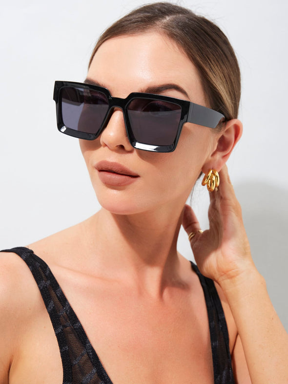 1pc Plastic Women Fashionable Square Sunglasses For Holiday
