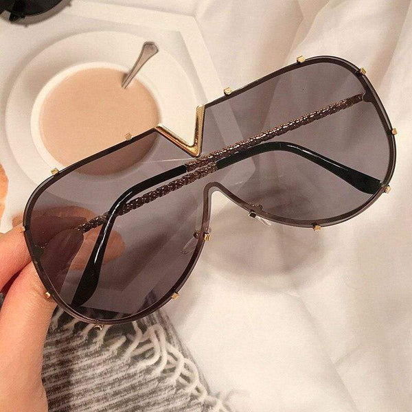 New Fashion One Piece Shield For Women Vintage Oversized Paw Sun Glasses