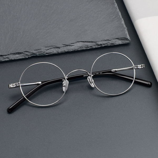 Udo Titanium Round Glasses Frame