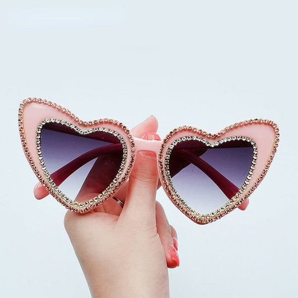 Heart Shaped Rhinestone Sunglasses Women Unique  Diamond Sun Glasses Female Fashion Pink Eyeglasses gafas de sol O964