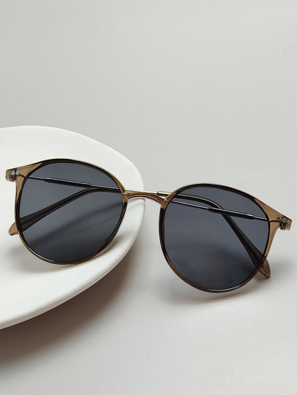 1pc Men's Fashionable Oval Shaped Eyeglasses With Metallic Decor