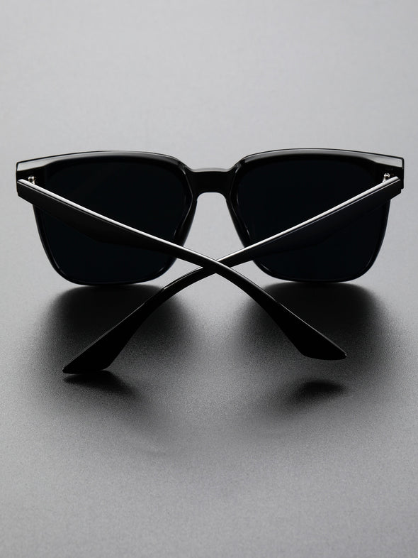 1pc Classical Simplicity Square Design Black Fashion Sunglasses For Men Travel Outdoor Daliy Clothing Accessories