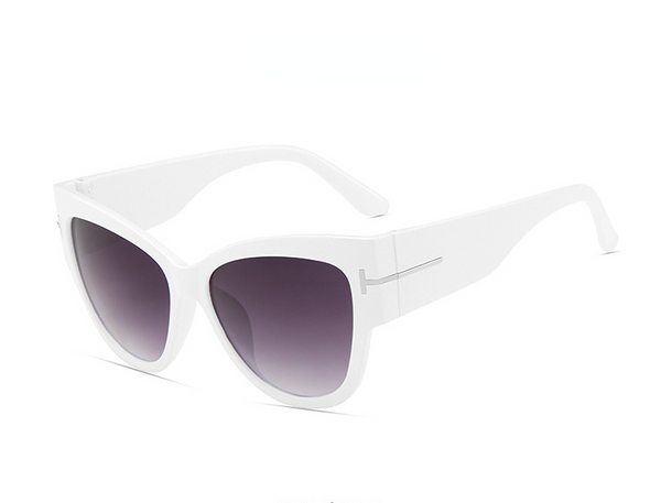 New Gradient Points Cat Eye Tom High Fashion Woman Sunglasses