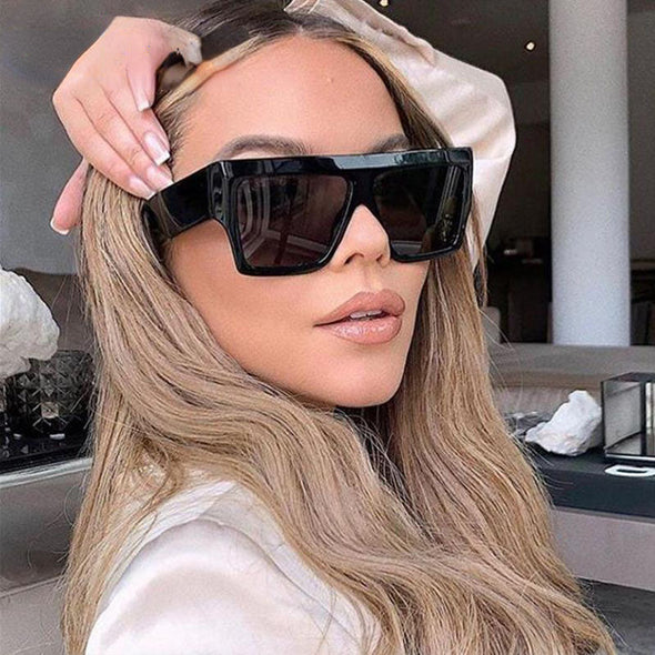 Luxury Brand Big Square Sunglasses Women Flat Top Plastic Frame Gradient Lens Oversized Sun Glasses Trendy Popular Black Shades