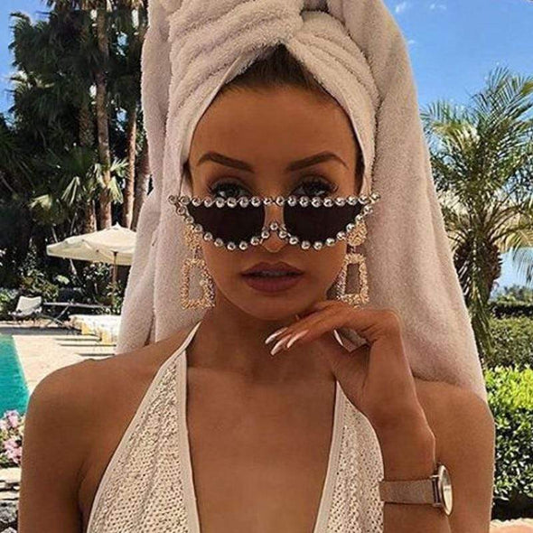 Fashion Cat Eye Diamond Sunglasses Women Luxury Brand Vintage Triangle Shades Rhinestone Metal Sun Glasses For Female UV400