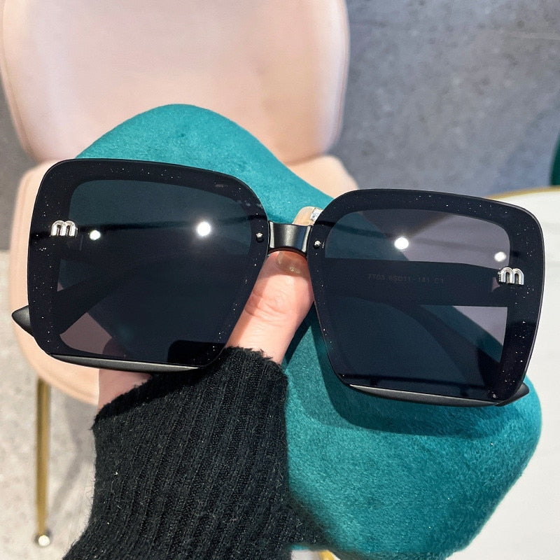 Vintage designer deals sunglasses