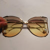 Trendy New Vintage Oversized Metal Hollow Sunglasses Women Brand Designer Fashion Luxury Pearl Sun Glasses Female Color Shades