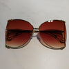 Trendy New Vintage Oversized Metal Hollow Sunglasses Women Brand Designer Fashion Luxury Pearl Sun Glasses Female Color Shades
