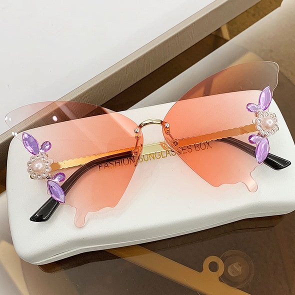 Luxury Designer Butterfly Sunglasses Vintage Shades for Women Fashion Rimless Sun Glasses Bling Diamond Eyewear