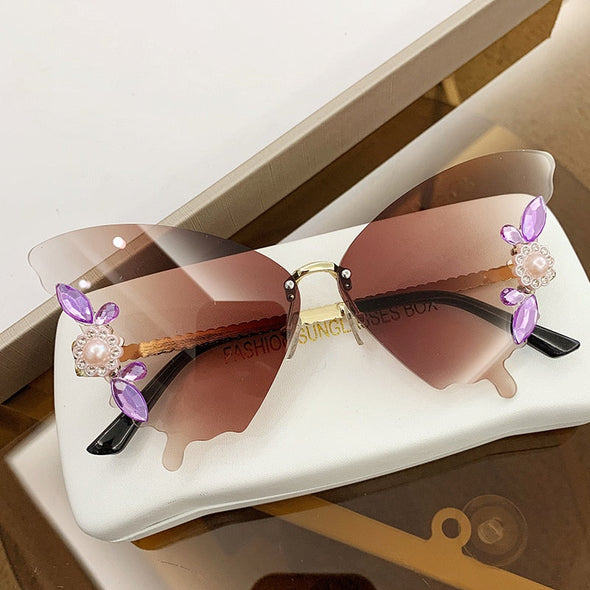 Luxury Designer Butterfly Sunglasses Vintage Shades for Women Fashion Rimless Sun Glasses Bling Diamond Eyewear