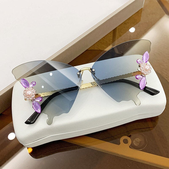 Luxury Designer Butterfly Sunglasses Vintage Shades for Women Fashion Rimless Sun Glasses Bling Diamond Eyewear