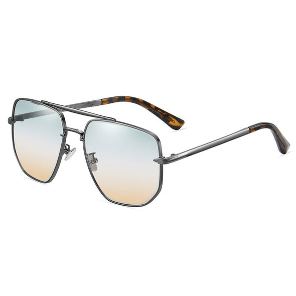 Men's Pilot Sunglasses High Quality Metal Driving Sunglasses New Fashion Men's Trend Oversized Sunglasses Shade UV400 Glasses