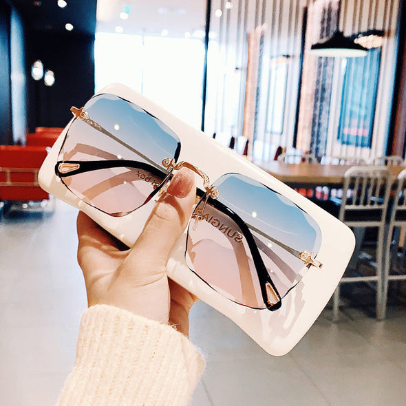 New 2022 Fashion Rimless Sunglasses Women Vintage Square Oversized Sun Glasses Steampunk Sunshades Fashion Lunettes UV400 Oculos