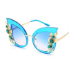 New Fashion Green Diamond Oversized Sunglasses Women Designer Luxury Cat Eye Sunglasses Transparent Frame Vintage Shades