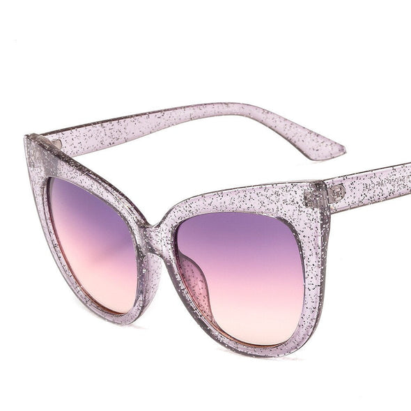 New Fashion Oversized Women Glasses Retro Cat Eye Frame Sunglasses Ins Popular Red Eyeglasses Trending Shades UV400 Wholesale