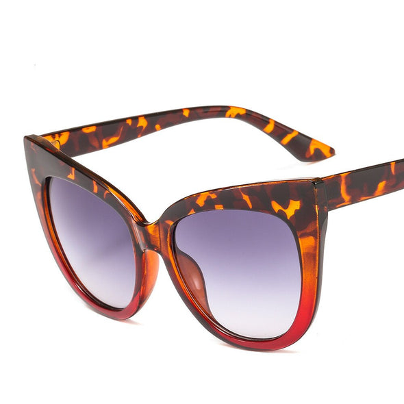 New Fashion Oversized Women Glasses Retro Cat Eye Frame Sunglasses Ins Popular Red Eyeglasses Trending Shades UV400 Wholesale
