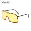 One Piece Full Rivet Shield Sunglasses For Women Luxury Brand Alloy Oversized Sexy Sun Glasses Men Retro Hip Hop Mirror Shades