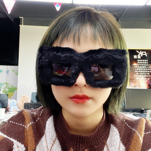 Trendy Cat Eye Kardashan Sunglasses Women Punk Soft Fur Velvet Sun Glasses Ladies Handmade Eyewear Gafas De Sol
