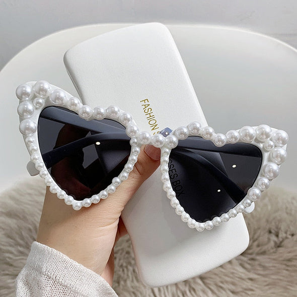 Vintage Cat Eye Love Heart Sunglasses Women Fashion Personality Sun Glasses Pearl Diamond Eyeglasses Uv400 Gafas De Sol